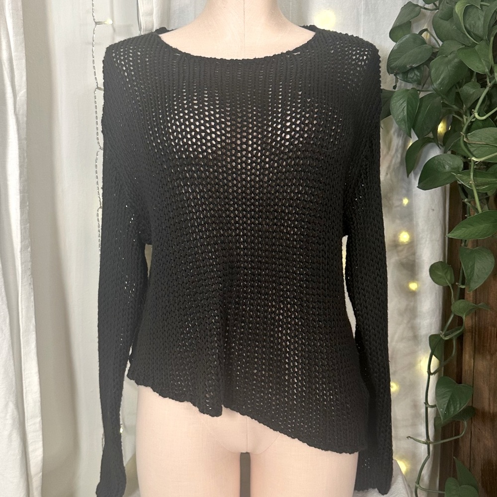 ✨5/25✨ Divided Knit Asymetrical Top/ Sweater